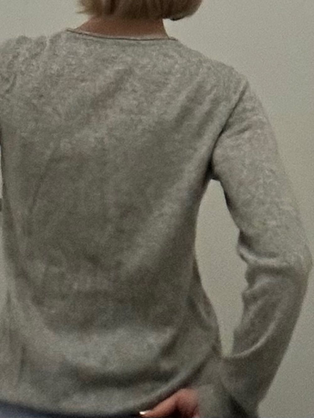Premium 100% Pure Cashmere Studded Cardigan, Like New, size S - Picture 10 of 11